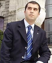 Erkan Avşar